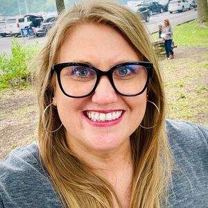 Meet your Posher, Stacy